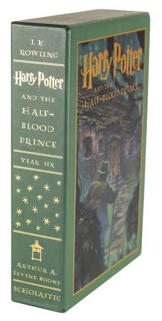 Lot #380 J. K. Rowling - Image 4