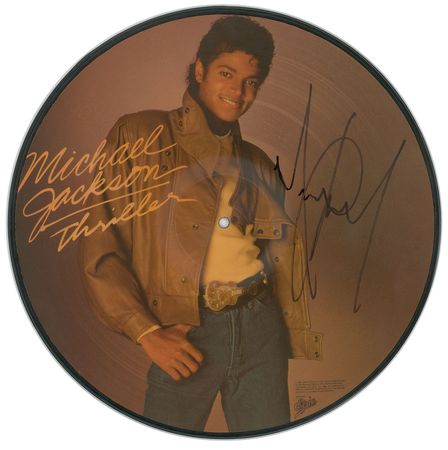 Lot #441 Michael Jackson: Awesome picture disc for Thriller, nicely signed by the King of Pop - Image 1