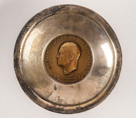 Lot #61 Dwight D. Eisenhower Inaugural Medal Bowl and Signature Bowl and Signature - Image 2
