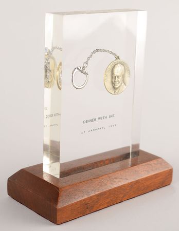 Lot #60 Dwight D. Eisenhower Dinner Token and Signature Token and Signature - Image 3