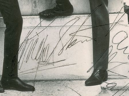 Lot #1071  Beatles Signed Photograph - Image 4