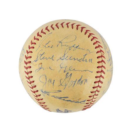 Lot #8263  New York Yankees 1938 World Series Champions Team Signed Baseball with Gehrig and DiMaggio - Image 5