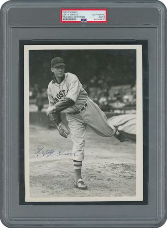 Lot #794 Lefty Grove Signed Photograph - Image 1