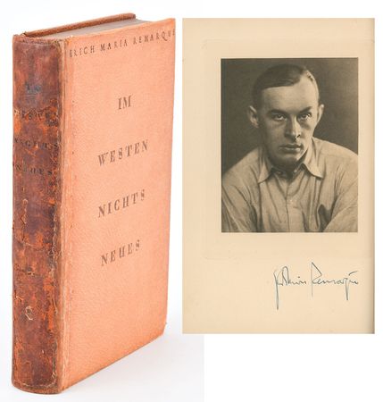 Lot #516 Erich Maria Remarque: Rare signed German edition of All Quiet on the Western Front - Image 1