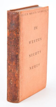 Lot #516 Erich Maria Remarque: Rare signed German edition of All Quiet on the Western Front - Image 5