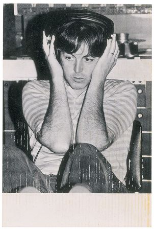 Lot #644 Beatles: Paul and Linda McCartney, and George Martin Postcard - Image 2