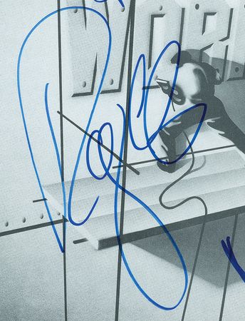 Lot #662 Pink Floyd: Fully signed Works compilation album - Image 3