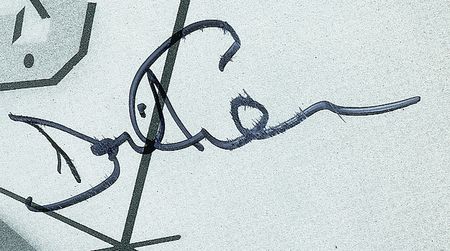 Lot #662 Pink Floyd: Fully signed Works compilation album - Image 4