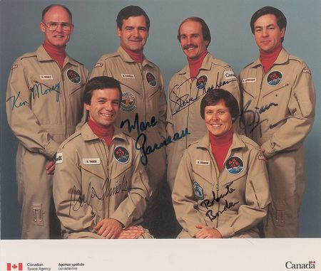 Lot #2662  Canadian Astronauts - Image 5