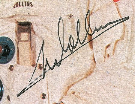 Lot #2280  Apollo 11 Oversized Signed Photograph - Image 3