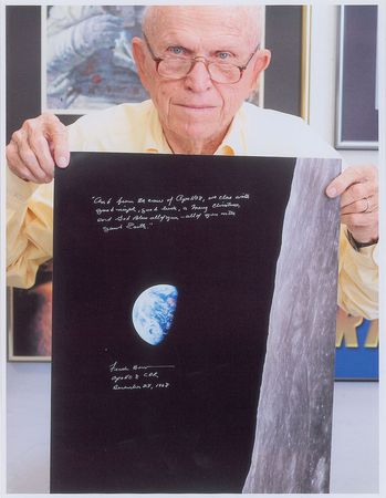 Lot #2366 James Lovell and Frank Borman Signed Photograph - Image 3