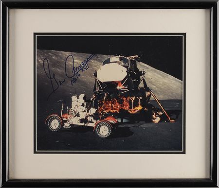Lot #2507 Gene Cernan Signed Photograph - Image 2