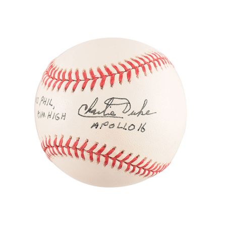 Lot #2488 Charlie Duke Signed Baseball - Image 1