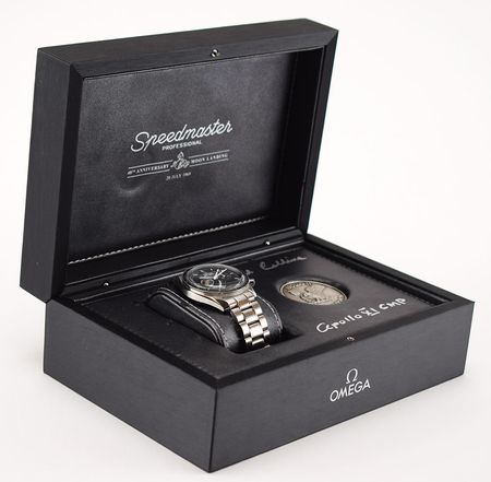 Lot #2294 Michael Collins Signed Apollo 11 Omega Speedmaster Watch - Image 3