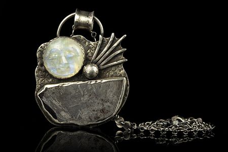 Lot #2118  Canyon Diablo Iron Meteorite Slice Pendant - Image 1