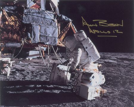 Lot #8419 Alan Bean - Image 1
