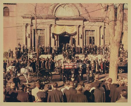 Lot #40 Cecil Stoughton's John F. Kennedy Funeral Photo Album: Cecil Stoughton's personal chronicle of JFK's funeral - Image 17