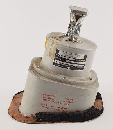 Lot #450 Apollo RRT Antenna Hat Coupler Assembly Antenna Coupler - Image 1