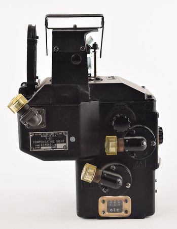 Lot #323 K-13 Compensating Gunsight Compensating Gunsight - Image 4
