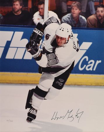Lot #701 Wayne Gretzky - Image 1