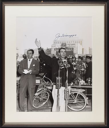 Lot #697 Joe DiMaggio Signed Photograph - Image 2