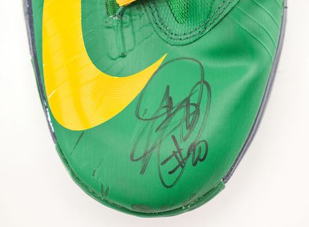 Lot #704 Gordon Hayward Sneakers - Image 3