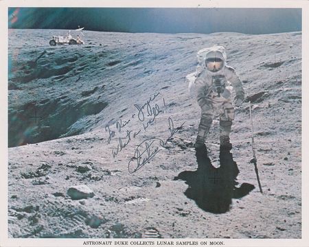 Lot #478 Moonwalkers Signed Photographs - Image 3