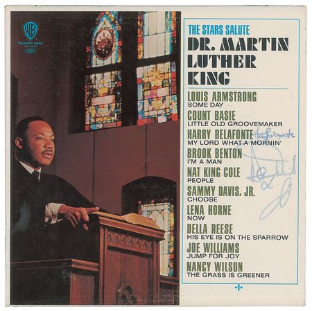 Lot #201 Martin Luther King, Jr: Rare album signed by Martin Luther King, Jr., Sammy Davis, and Harry Belafonte - Image 2