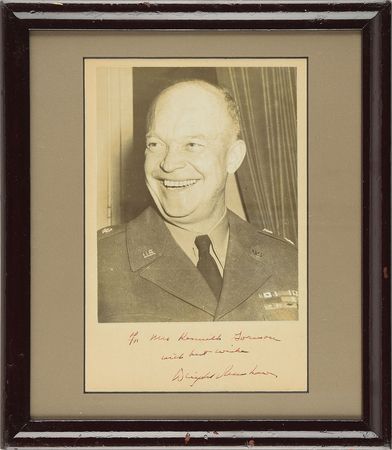 Lot #119 Dwight D. Eisenhower Signed Photograph - Image 2