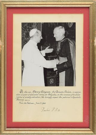 Lot #227 Pope Paul VI Signed Photograph - Image 1