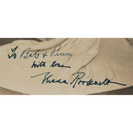 Lot #49 Eleanor Roosevelt Signed Photograph - Image 4