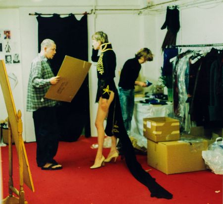 Lot #5005  McQueen Photo Album with (88) Original Behind-the-Scenes Photos - Image 5