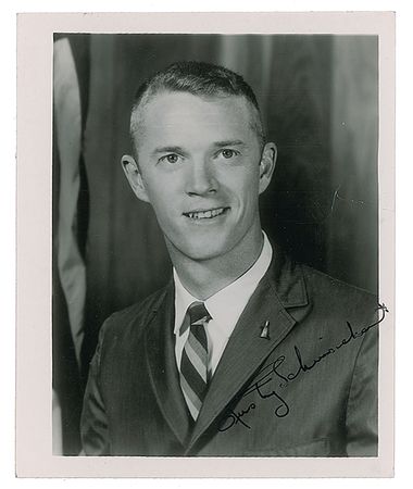Lot #416 Rusty Schweickart Signed Photograph - Image 3
