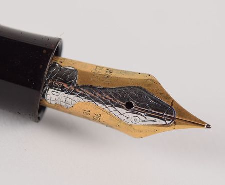 Lot #523 Agatha Christie Pen - Image 2