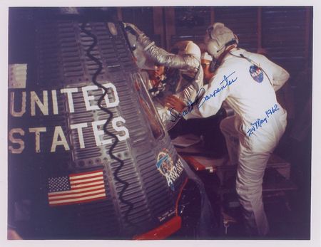 Lot #403 Mercury Astronauts Signed Photographs - Image 2