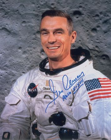 Lot #367 Apollo Astronauts Signed Photographs - Image 1