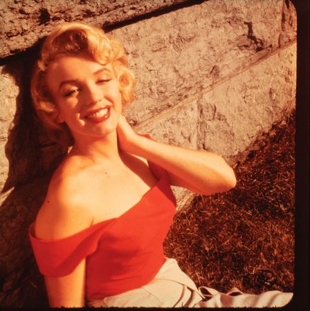 Lot #736 Marilyn Monroe Archive of Original Negatives, Sold With Copyright: Sold with copyright: a remarkable archive of nearly 200 negatives of Marilyn Monroe shot during the production of Niagara - Image 4
