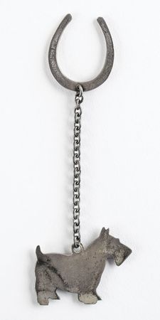 Lot #153 Franklin D. Roosevelt 1940 Christmas Gift Key Chain - Image 2