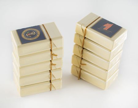 Lot #130 Richard Nixon Presidential Seal Cigarettes Cigarettes - Image 2