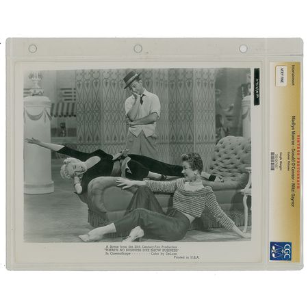 Lot #833 Marilyn Monroe Photographs - Image 4