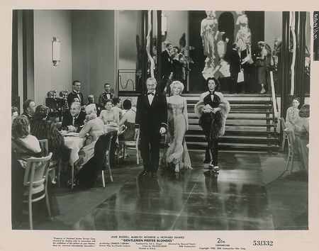 Lot #834 Marilyn Monroe Photographs - Image 1