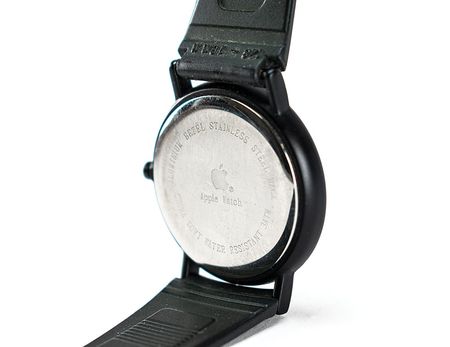 Lot #6007  Apple 'Think Different' Watch - Image 4