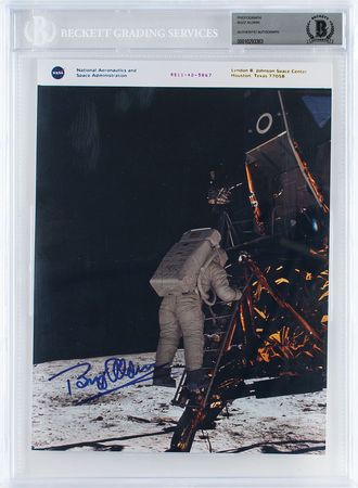 Lot #339 Buzz Aldrin Signed Photograph - Image 1