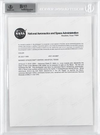 Lot #339 Buzz Aldrin Signed Photograph - Image 2