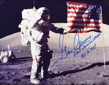 Lot #8358 Gene Cernan Signed Photograph - Image 2