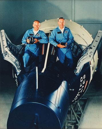 Lot #8060 Buzz Aldrin and James Lovell Signed Photograph - Image 2