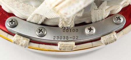 Lot #8635  Space Shuttle 4000 Series Complete Glove - Image 4