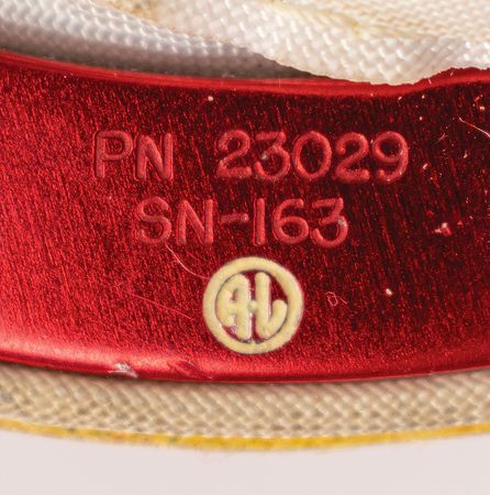 Lot #8635  Space Shuttle 4000 Series Complete Glove - Image 6
