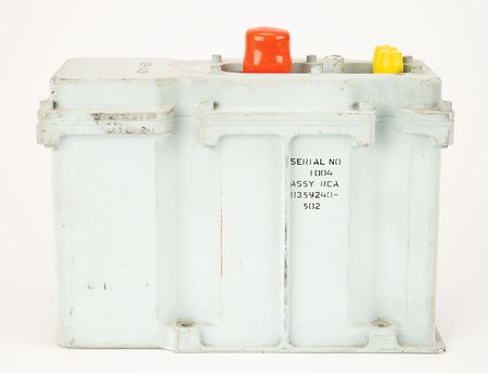 Lot #8095  Apollo Command Module Digital Ranging Generator - Image 2