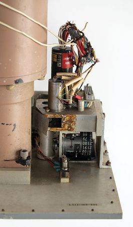 Lot #8098  Apollo Command Module Simulator Sextant/Telescope Optical Components - Image 4